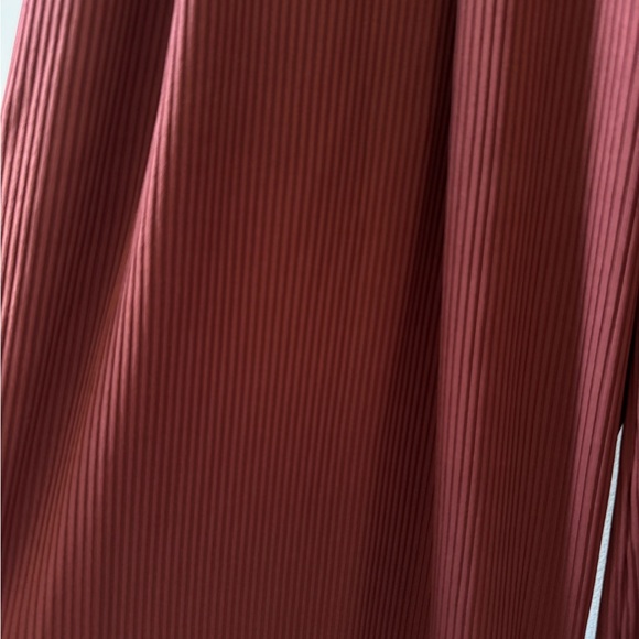 Wide Leg Ribbed Pants - Picture 3 of 4